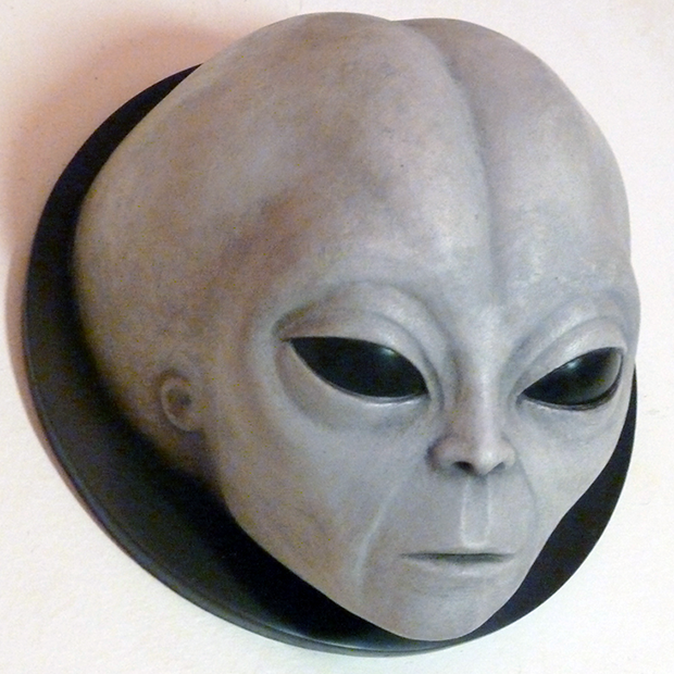 Alien Grey Sculpture